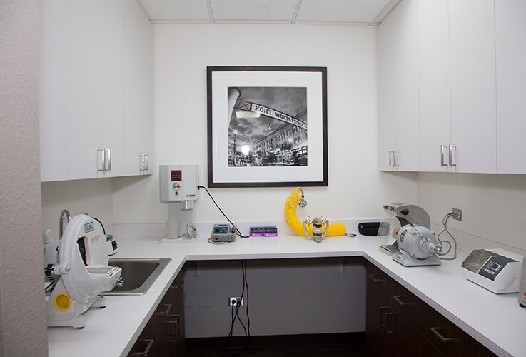 Dental technology and storage area